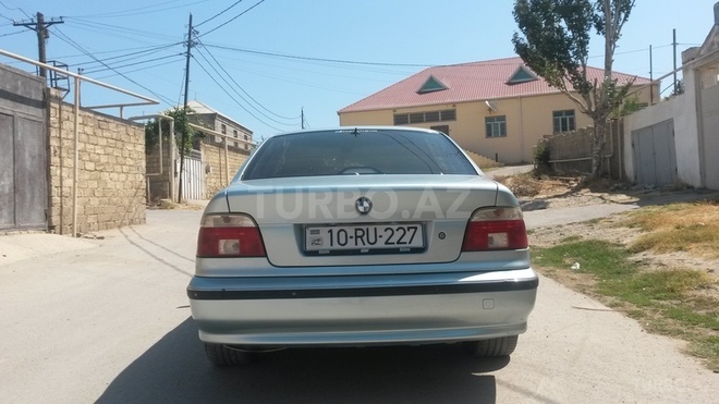 BMW 523 1997, 300,000 km - 2.5 l - Bakı
