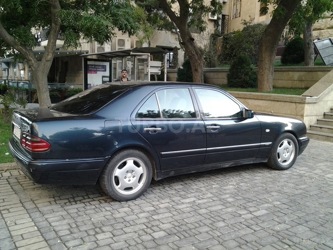 Mercedes E 280 1996, 247,000 km - 2.8 л - Bakı