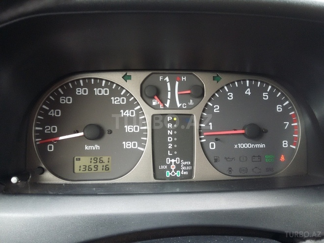 Mitsubishi Pajero io 1999, 136,916 km - 1.8 l - Bakı