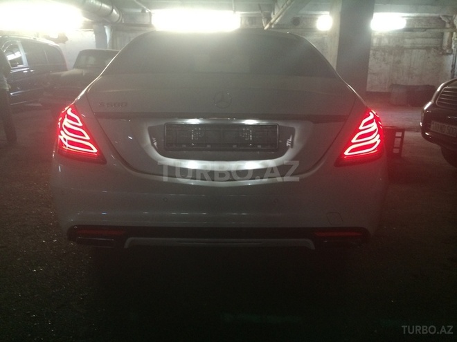 Mercedes  2013, 33,000 km - 5.0 l - Bakı