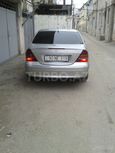 Mercedes C 220 2000, 233,000 km - 2.2 л - Bakı