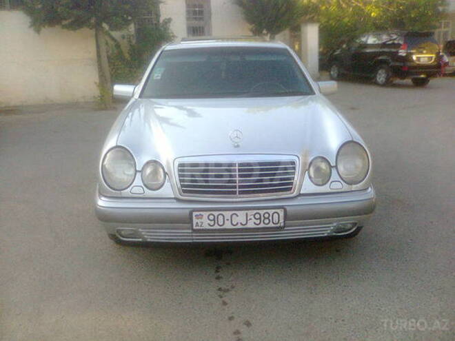 Mercedes E 220 1997, 220,000 km - 2.2 l - Bakı
