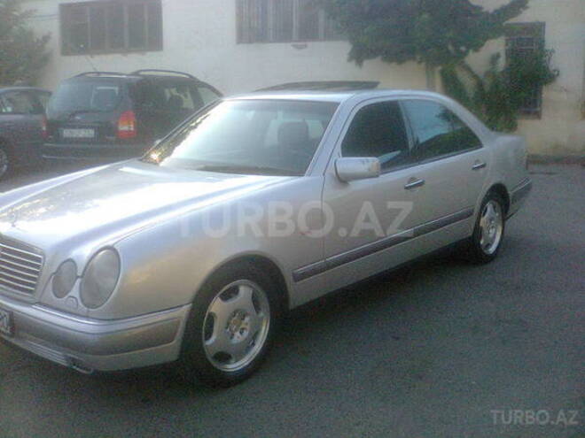Mercedes E 220 1997, 220,000 km - 2.2 l - Bakı