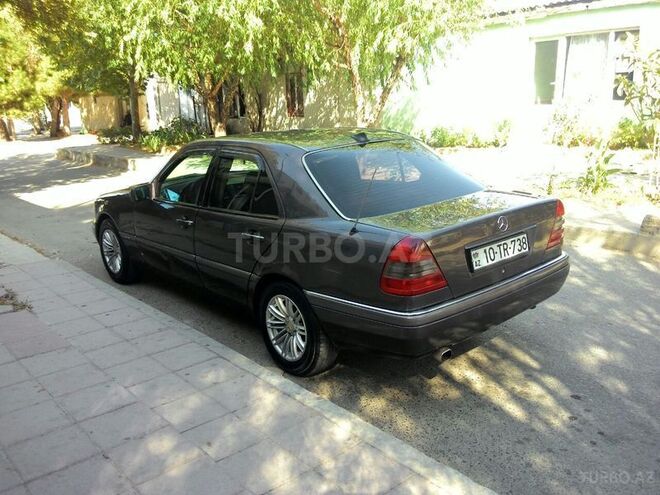Mercedes C 180 1994, 271,000 km - 1.8 l - Bakı