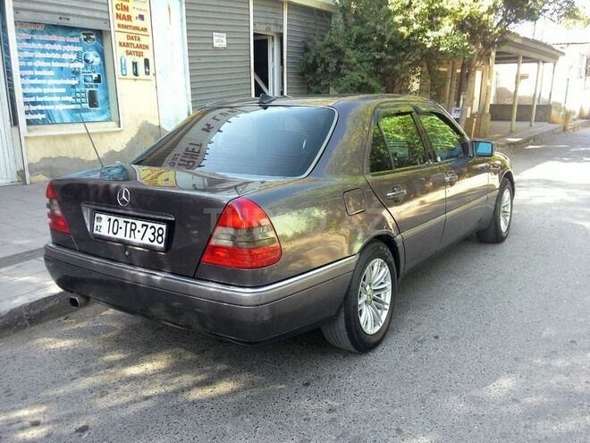Mercedes C 180 1994, 271,000 km - 1.8 l - Bakı