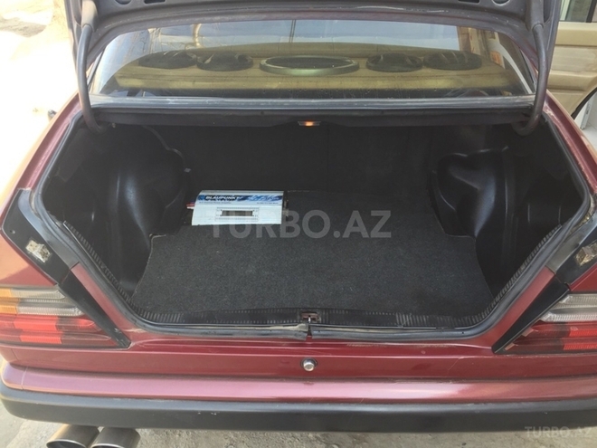 Mercedes C 200 1988, 6,509,874 km - 2.0 l - Bakı