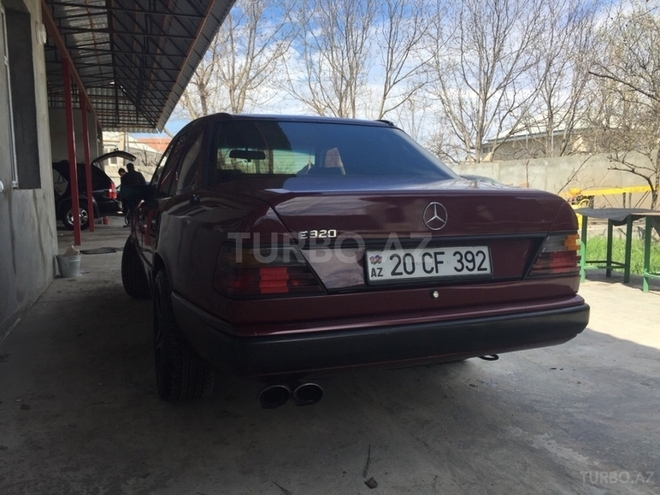Mercedes C 200 1988, 6,509,874 km - 2.0 l - Bakı