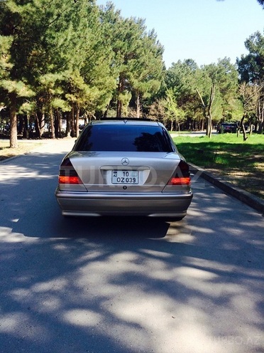 Mercedes C 230 2000, 160,000 km - 2.3 l - Bakı