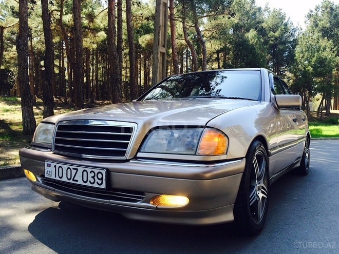 Mercedes C 230 2000, 160,000 km - 2.3 l - Bakı