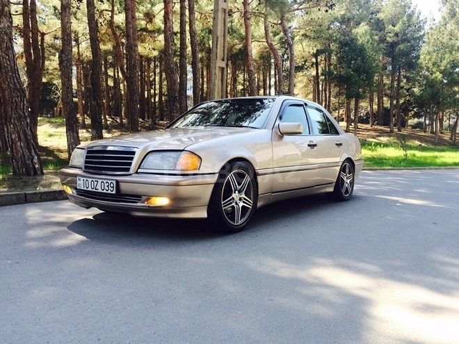 Mercedes C 230 2000, 160,000 km - 2.3 l - Bakı