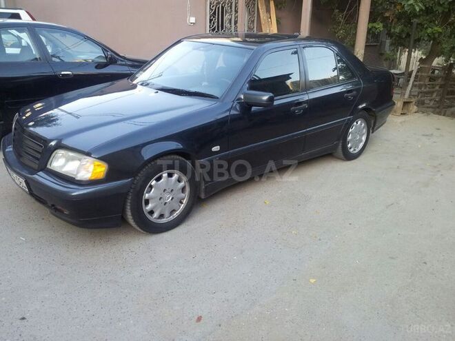 Mercedes C 240 1999, 137,000 km - 2.4 l - Bakı