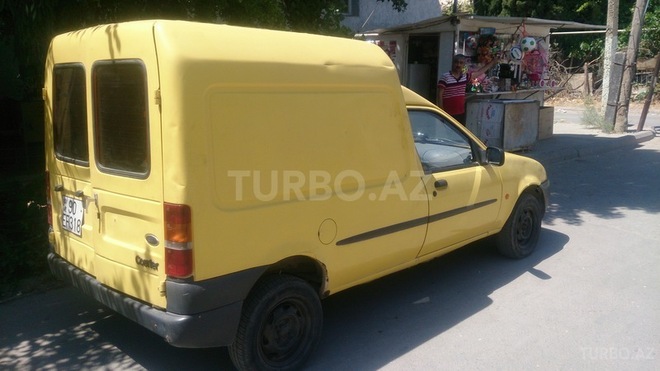 Ford Courier 1997, 240,000 km - 1.8 l - Bakı