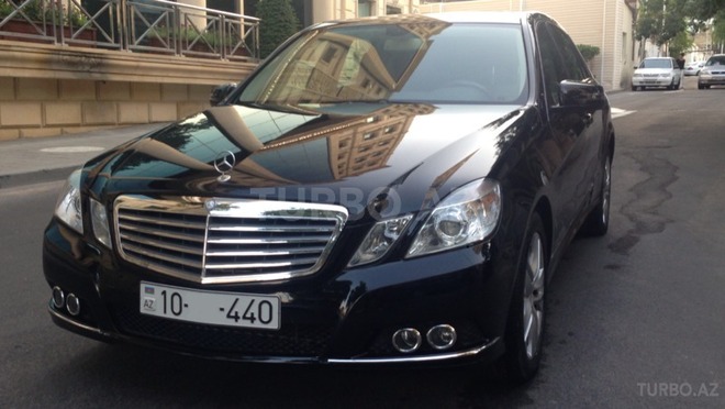 Mercedes E 350 2010, 61,000 km - 3.5 л - Bakı