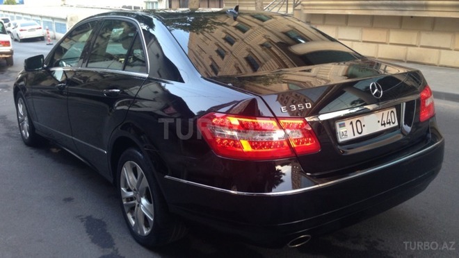 Mercedes E 350 2010, 61,000 km - 3.5 л - Bakı