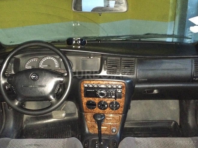 Opel Vectra 1997, 320,000 km - 2.5 l - Bakı