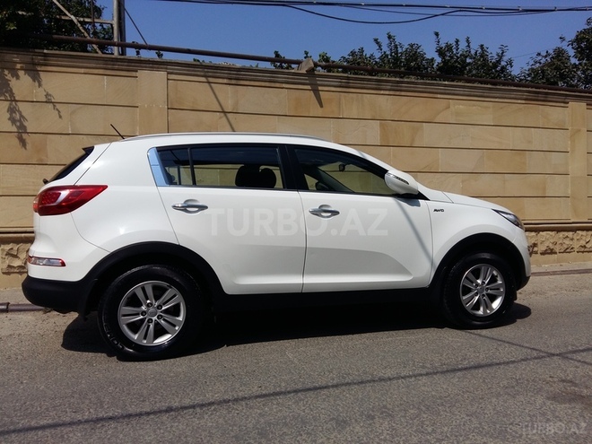 Kia Sportage 2011, 99,000 km - 2.0 l - Bakı