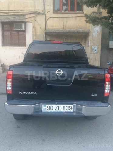 Nissan Navara 2011, 90,000 km - 2.5 л - Bakı