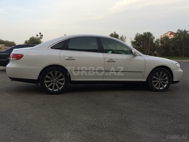 Hyundai Grandeur 2009, 119,000 km - 2.7 л - Bakı