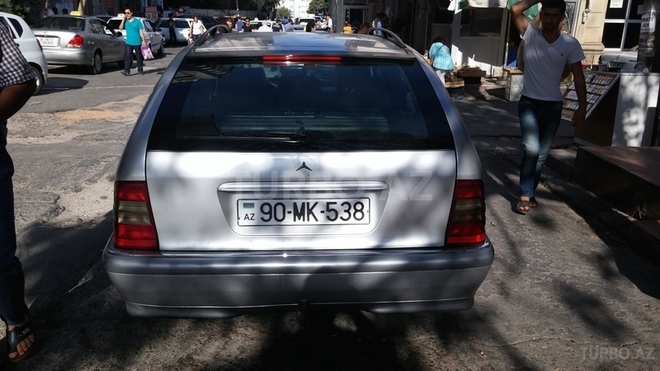 Mercedes C 220 2000, 480,000 km - 2.2 l - Bakı