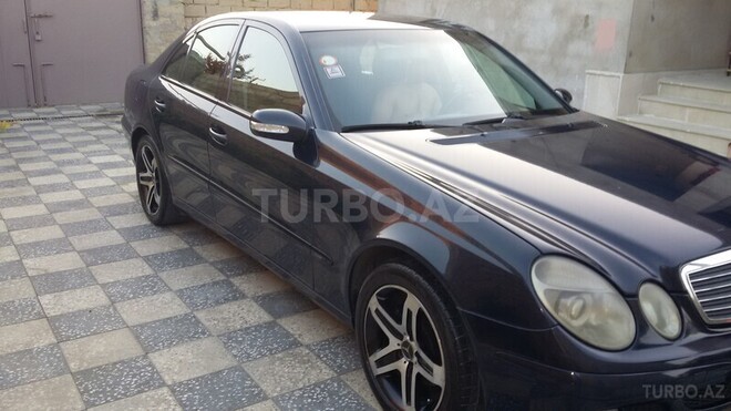 Mercedes E 220 2002, 227,000 km - 2.2 л - Bakı