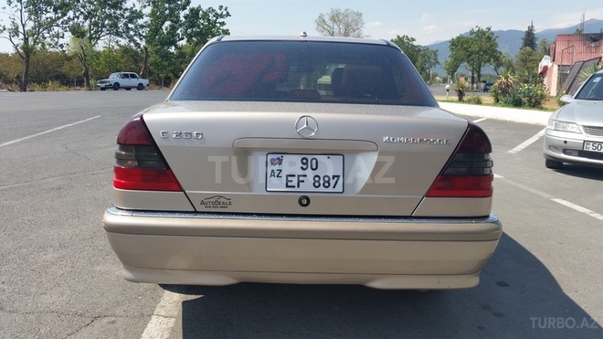 Mercedes C 230 2000, 180,000 km - 2.3 л - Bakı