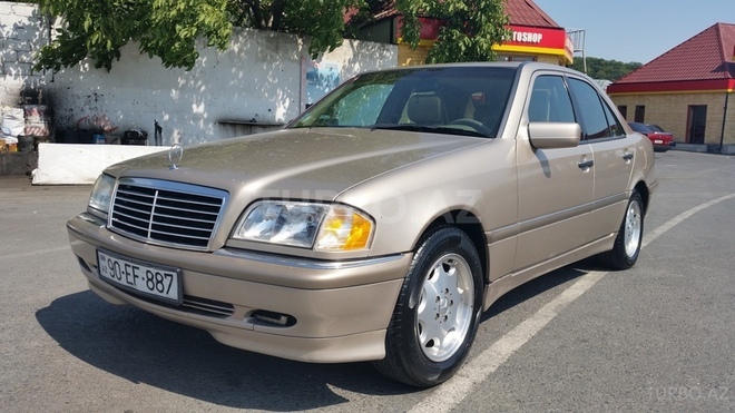 Mercedes C 230 2000, 180,000 km - 2.3 л - Bakı
