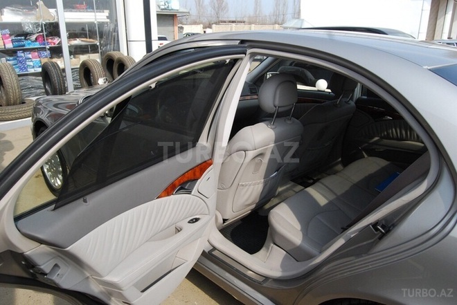 Mercedes E 240 2003, 156,000 km - 2.6 l - Bakı
