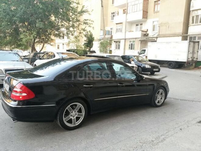 Mercedes E 320 2002, 163,000 km - 3.2 l - Bakı