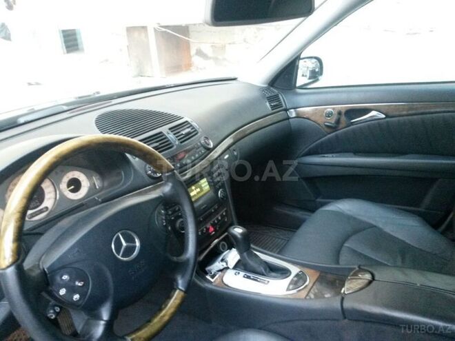 Mercedes E 320 2002, 163,000 km - 3.2 l - Bakı