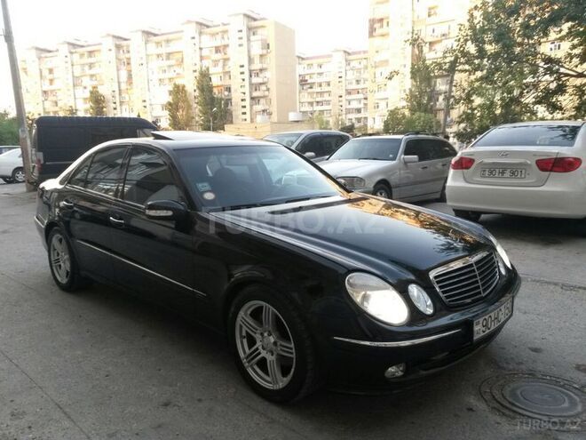Mercedes E 320 2002, 163,000 km - 3.2 l - Bakı