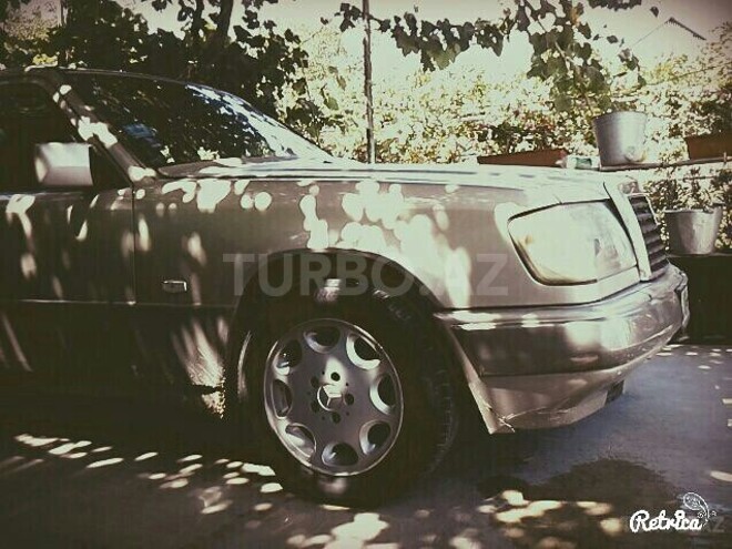 Mercedes E 230 1992, 270,000 km - 2.3 l - Bakı