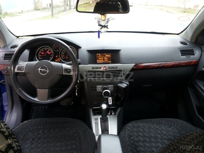 Opel Astra 2004, 222,000 km - 1.8 л - Bakı