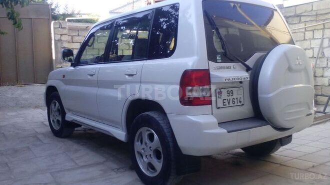 Mitsubishi Pajero io 2002, 115,000 km - 2.0 л - Bakı