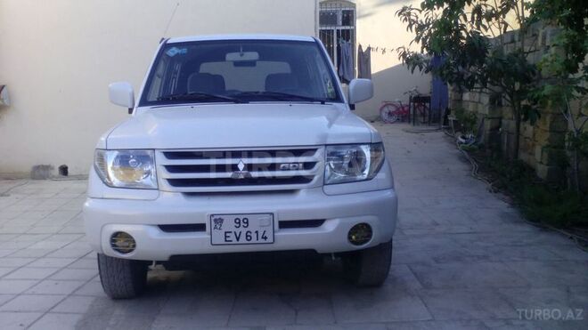 Mitsubishi Pajero io 2002, 115,000 km - 2.0 л - Bakı
