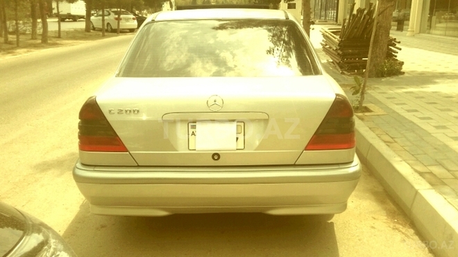 Mercedes C 200 1998, 242,000 km - 2.0 л - Bakı