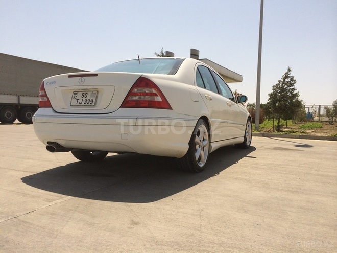 Mercedes C 230 2005, 110,000 km - 2.5 л - Bakı