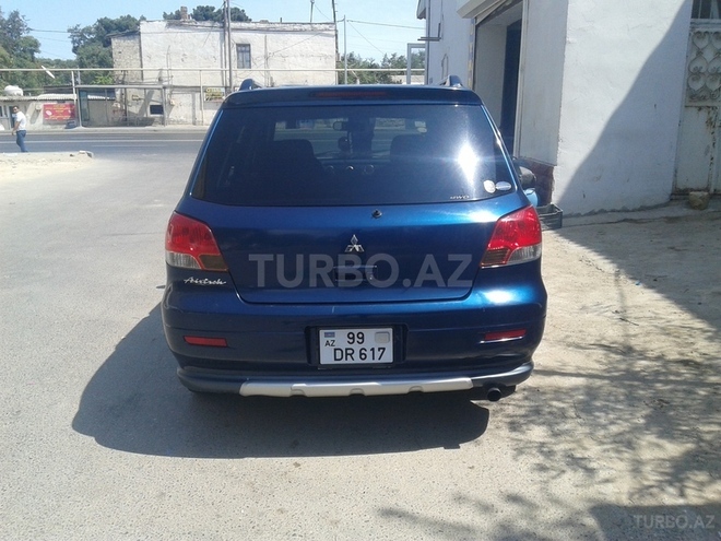 Mitsubishi Airtrek 2003, 129,000 km - 2.0 л - Bakı