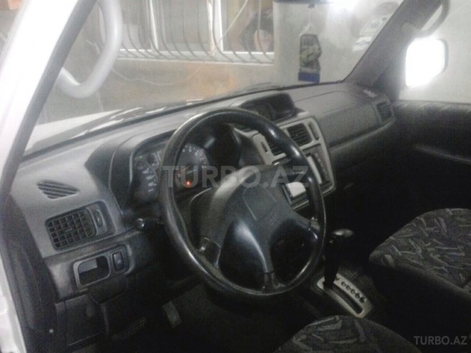 Mitsubishi Pajero io 2000, 265,000 km - 1.8 л - Bakı