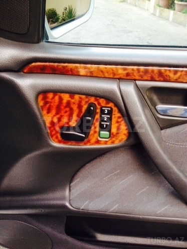 Mercedes E 280 1999, 110,000 km - 2.8 l - Bakı