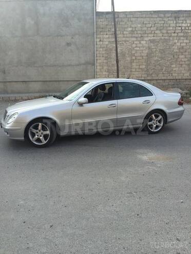 Mercedes E 220 2006, 410,000 km - 2.2 l - Bakı