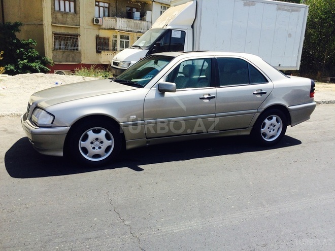 Mercedes C 200 1998, 280,000 km - 2.0 l - Bakı