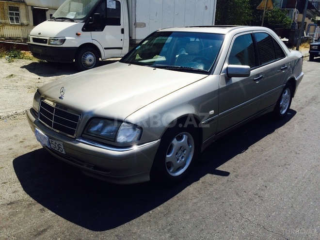 Mercedes C 200 1998, 280,000 km - 2.0 l - Bakı