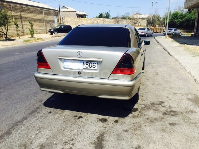 Mercedes C 200 1998, 280,000 km - 2.0 l - Bakı