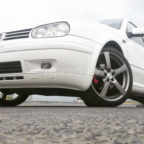 Volkswagen Golf 2002, 110,000 km - 1.6 l - Bakı