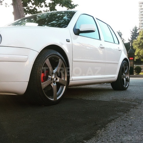 Volkswagen Golf 2002, 110,000 km - 1.6 l - Bakı