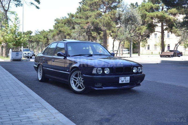 BMW 528 1995, 200,000 km - 2.8 l - Bakı