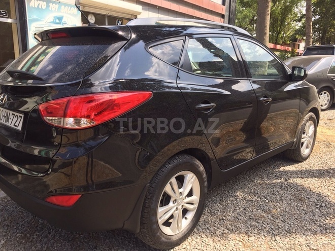 Hyundai ix35 2010, 83,000 km - 2.0 l - Bakı