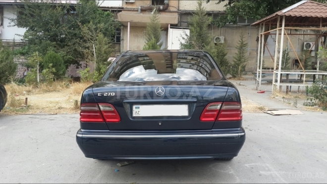 Mercedes E 270 1999, 216,000 km - 1.8 l - Bakı