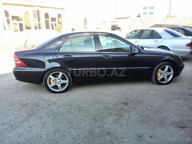 Mercedes C 240 2001, 1,900,000 km - 2.4 l - Bakı