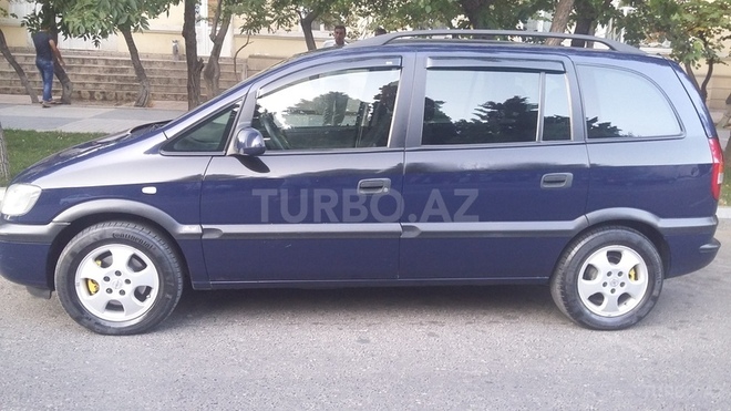 Opel Zafira 2001, 175,000 km - 2.2 l - Bakı